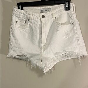 Zara Women's White Frayed Jean Shorts